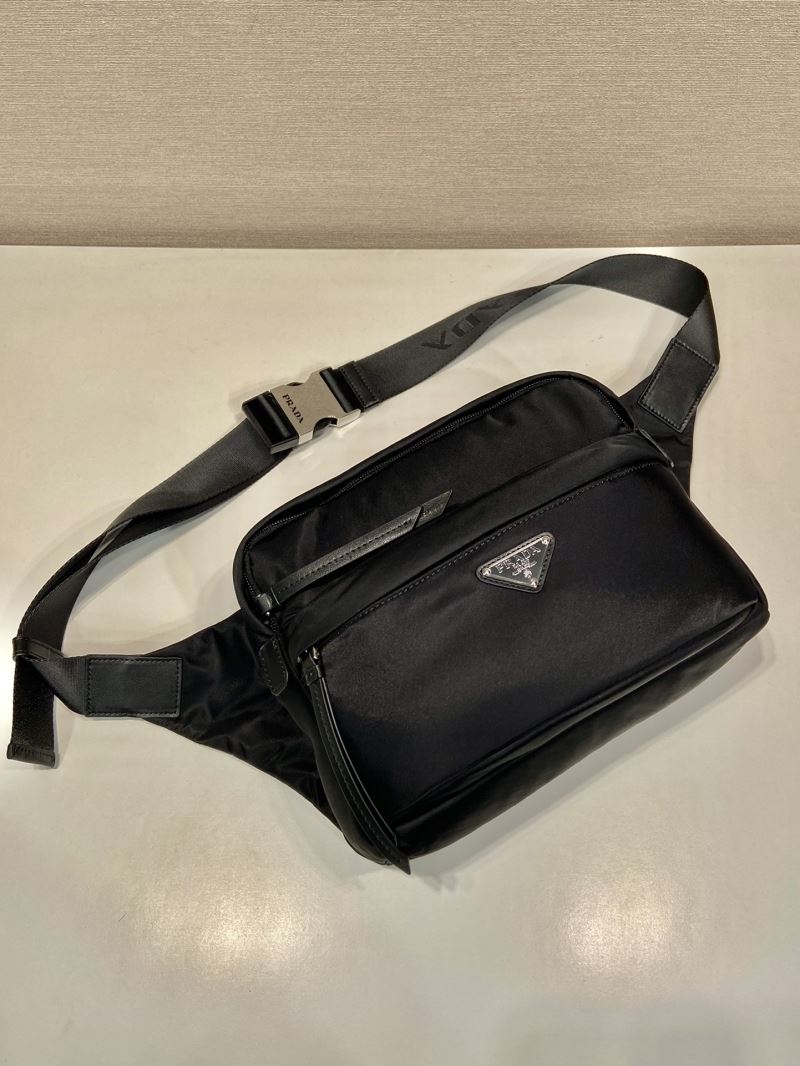 Pra*a waist chest packs